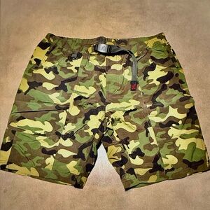 Men's Camouflage Cargo Shorts with Belt